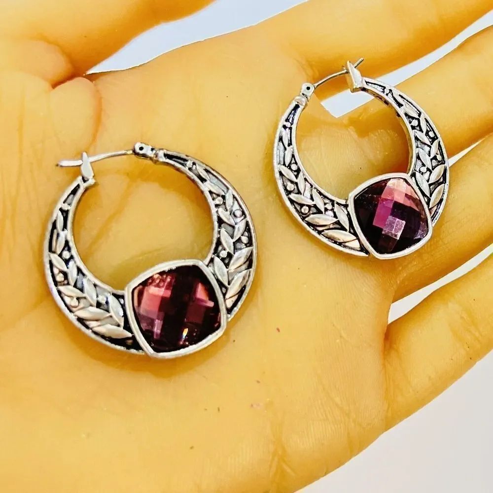 Vintage Ornate Hoop Earrings Textured Ornate Purple Pink Stone Silver Tone 1370